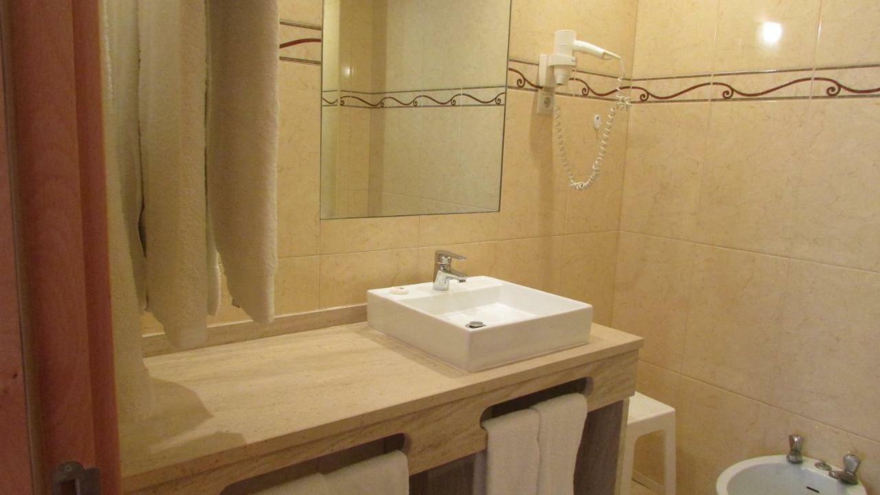 Apartamentos Cabrita Оллюш-де-Аґуа Екстер'єр фото